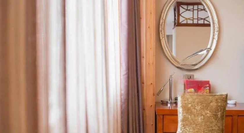 Chongqing River Romance Hotel