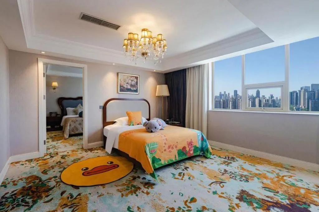 Bed in Chongqing River Romance Hotel