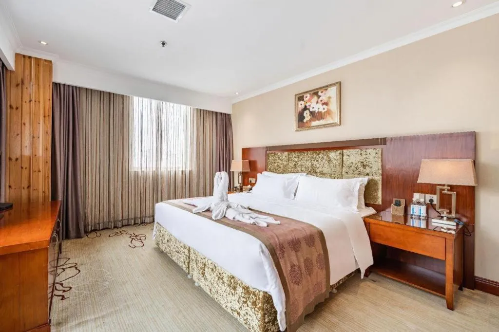 Bed in Chongqing River Romance Hotel