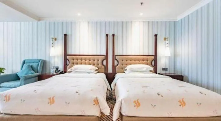 Bed in Chongqing River Romance Hotel