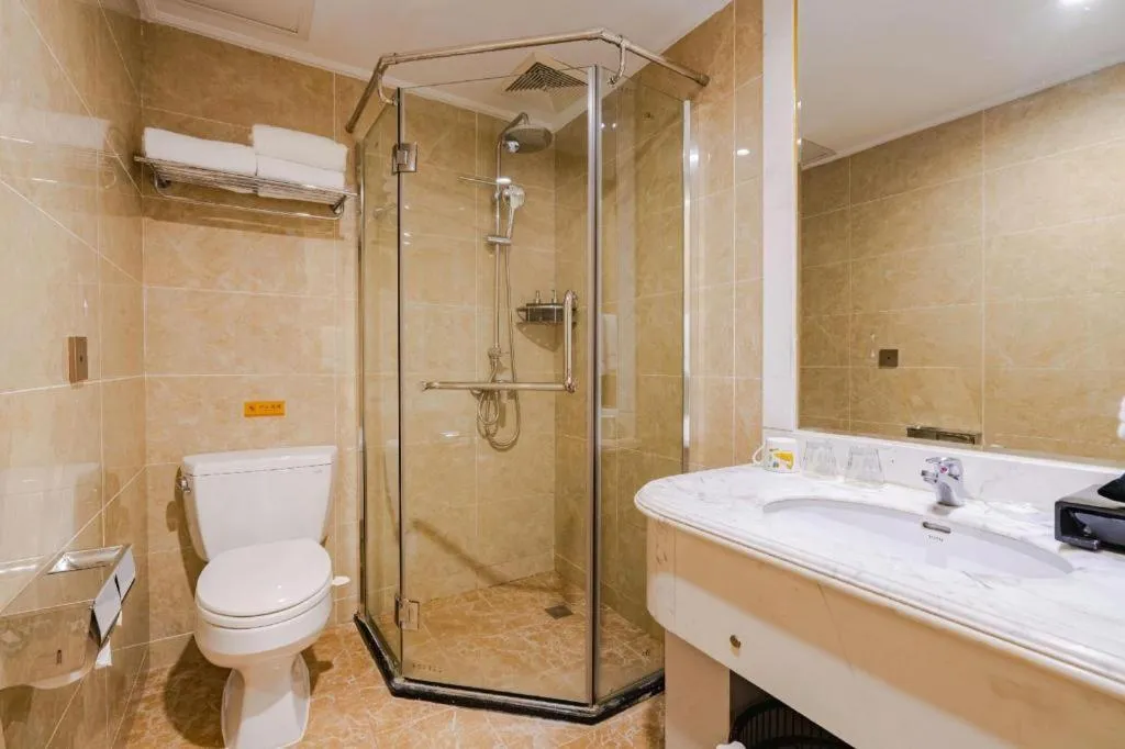 Chongqing River Romance Hotel