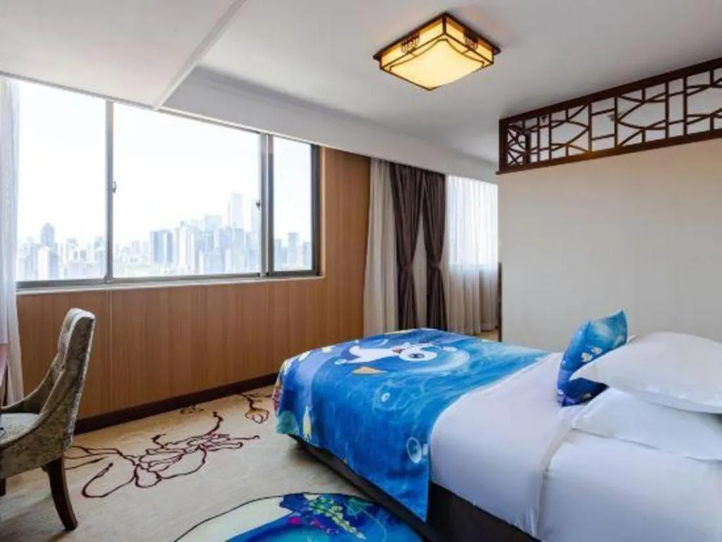 Bed in Chongqing River Romance Hotel