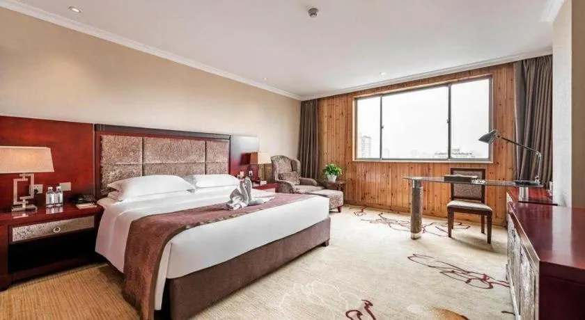 Bed in Chongqing River Romance Hotel