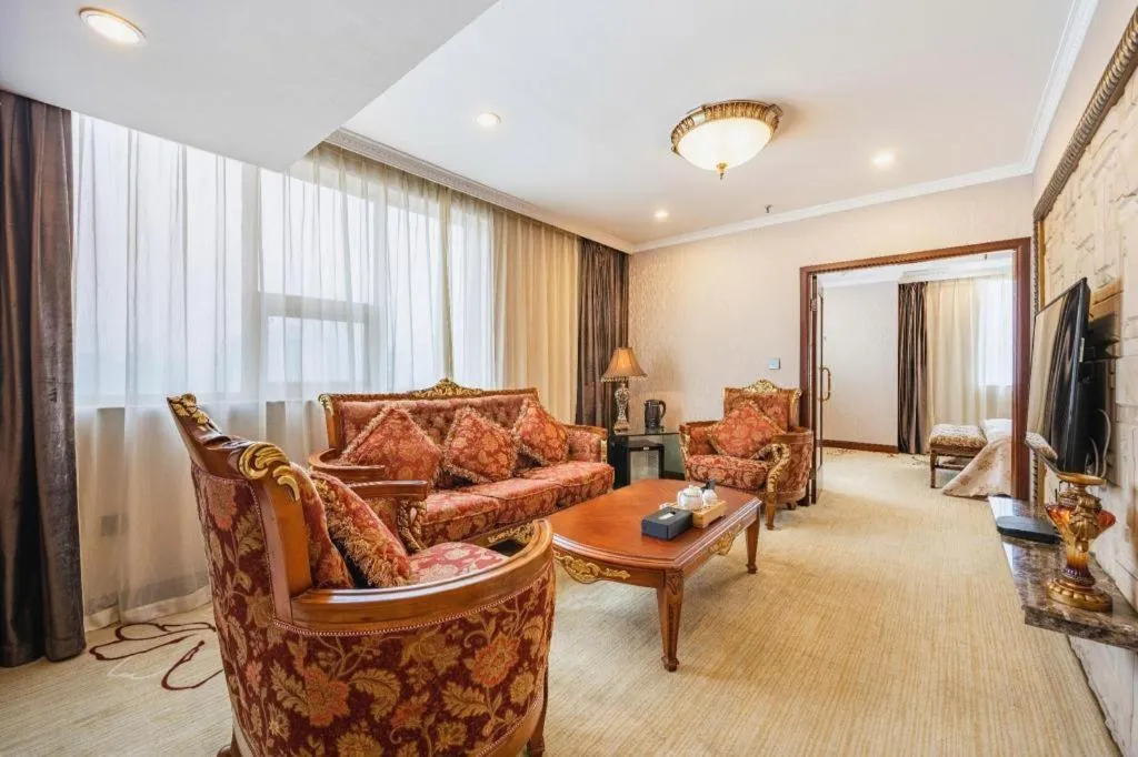 Chongqing River Romance Hotel