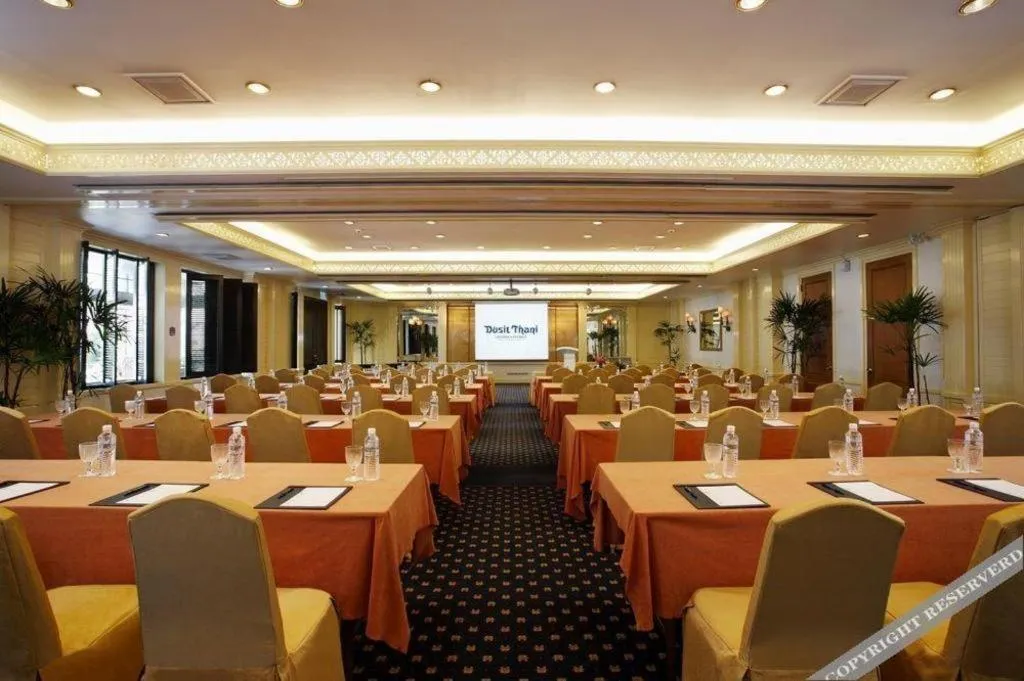 Dusit Thani Laguna Pool Villa