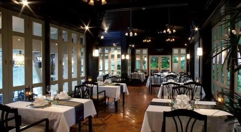 Dusit Thani Laguna Pool Villa