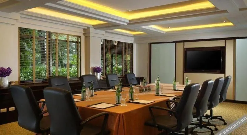 Dusit Thani Laguna Pool Villa