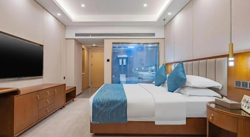 Bed in Yichang Three Gorges Project Hotel