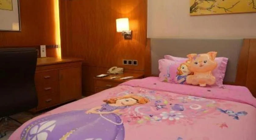 Bed in Fuyang International Trade Centre Hotel