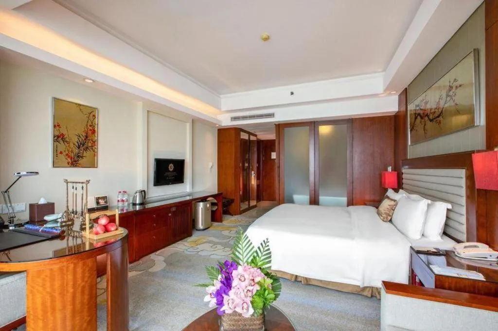 Fuyang International Trade Centre Hotel