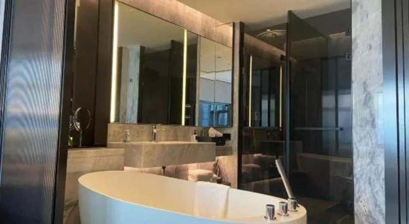 Fuyang International Trade Centre Hotel