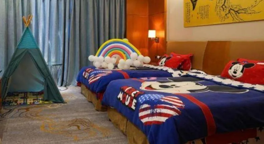 Bed in Fuyang International Trade Centre Hotel