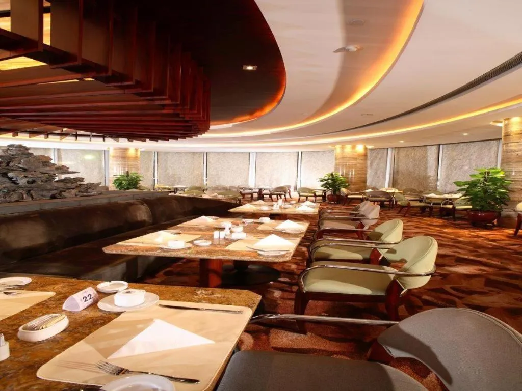 Fuyang International Trade Centre Hotel