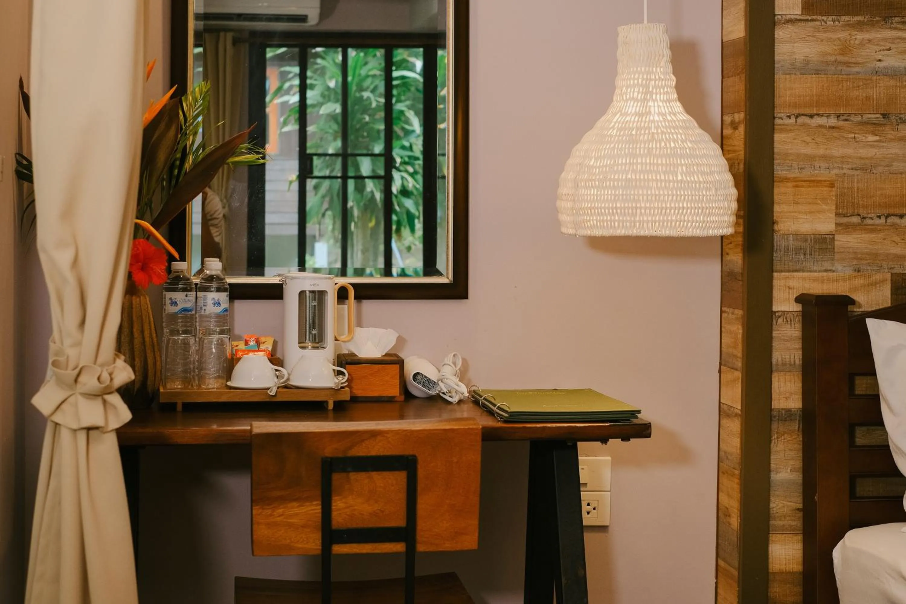 Coffee/tea facilities in JOY Bungalow Resort and Restaurant