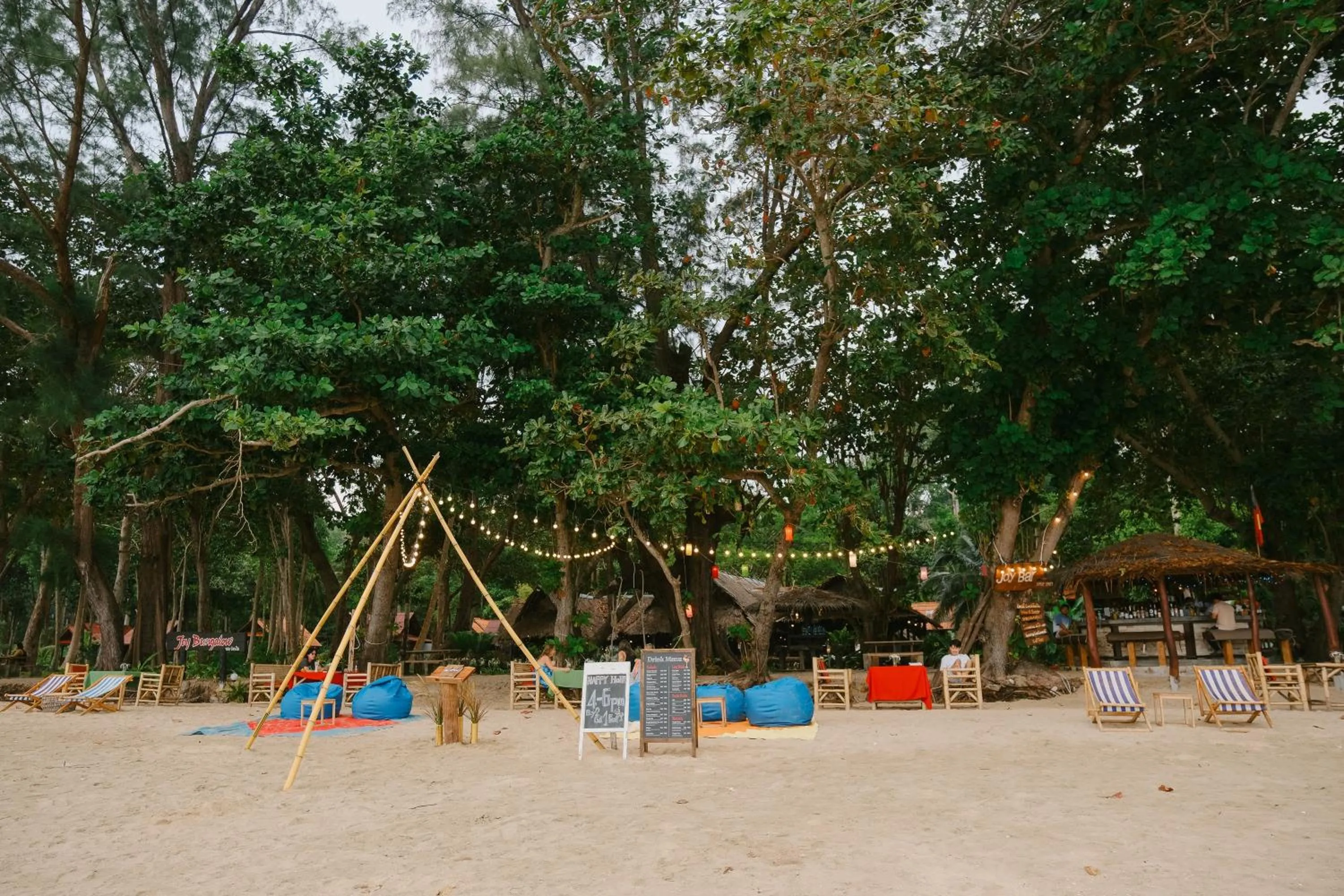 JOY Bungalow Resort and Restaurant