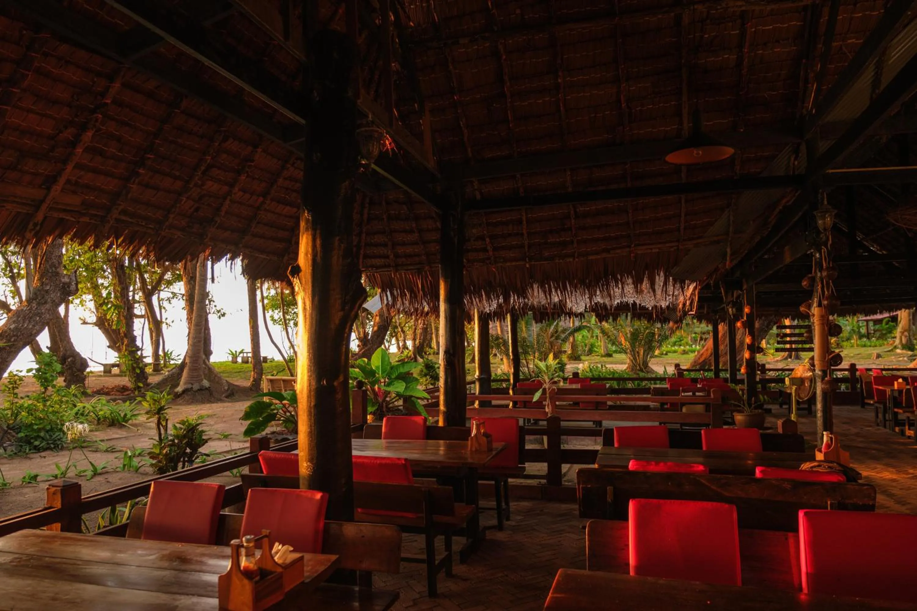 Restaurant/places to eat in JOY Bungalow Resort and Restaurant