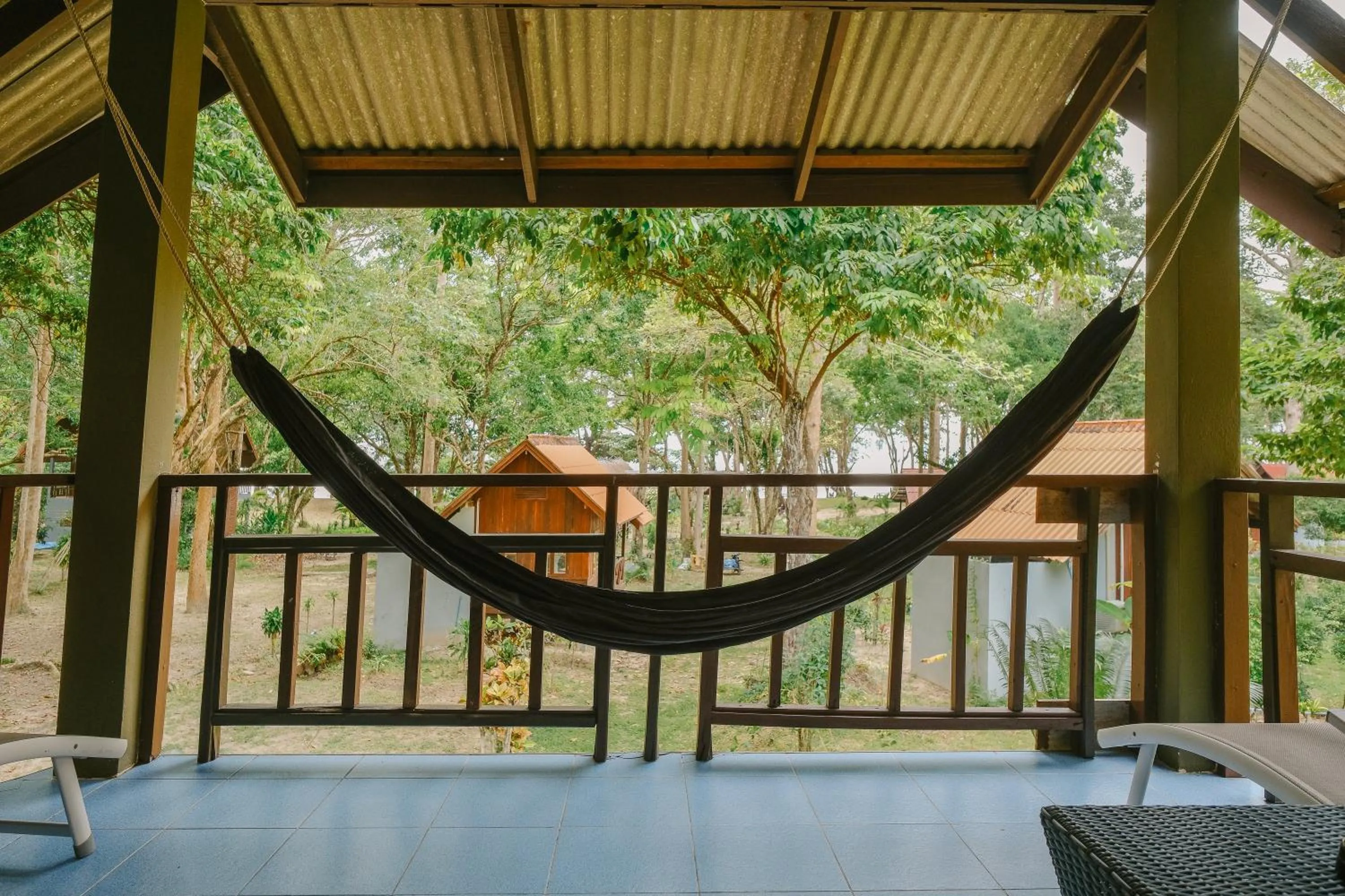 Balcony/Terrace in JOY Bungalow Resort and Restaurant