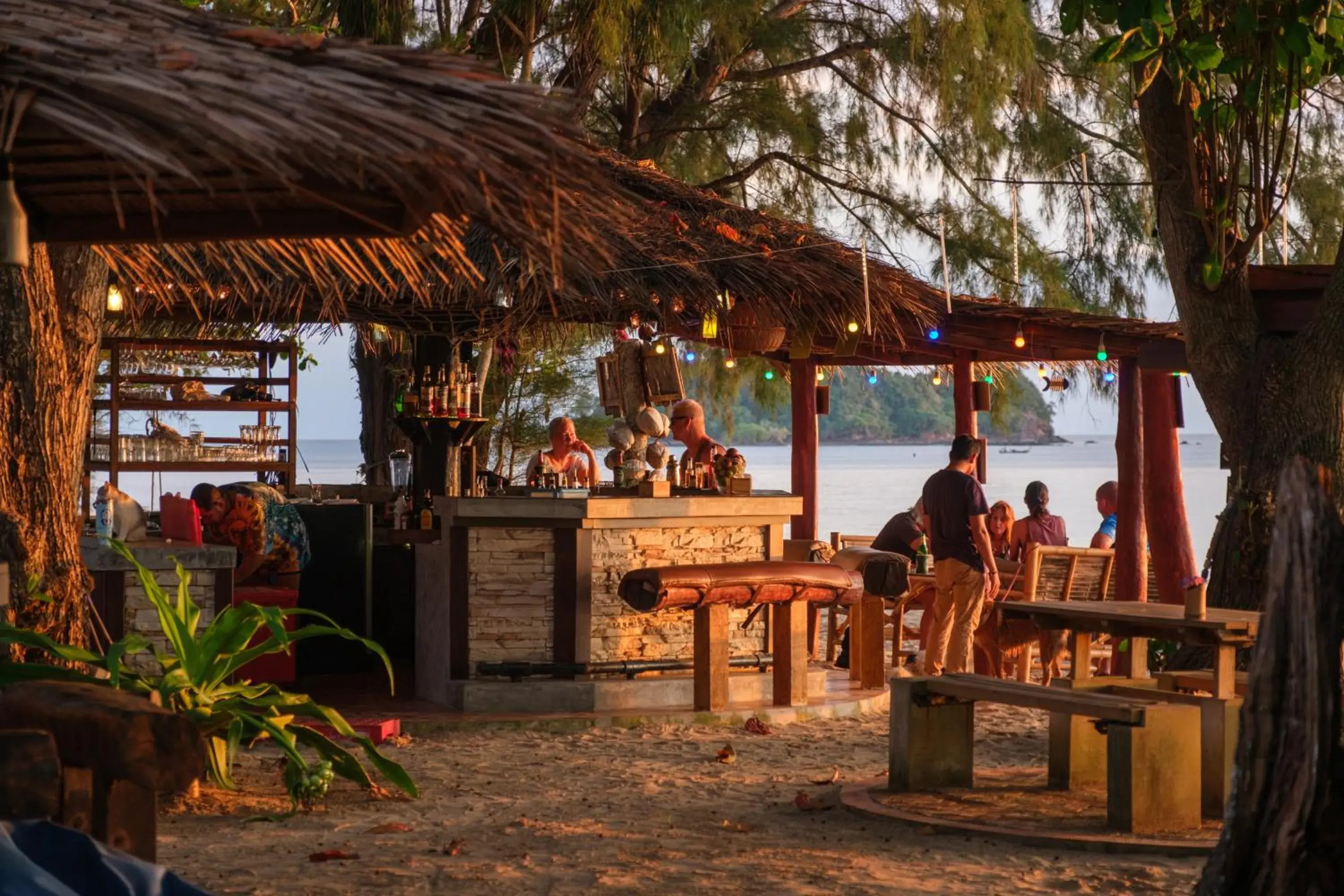 Restaurant/places to eat in JOY Bungalow Resort and Restaurant Restaurant/places to eat in JOY Bungalow Resort and Restaurant