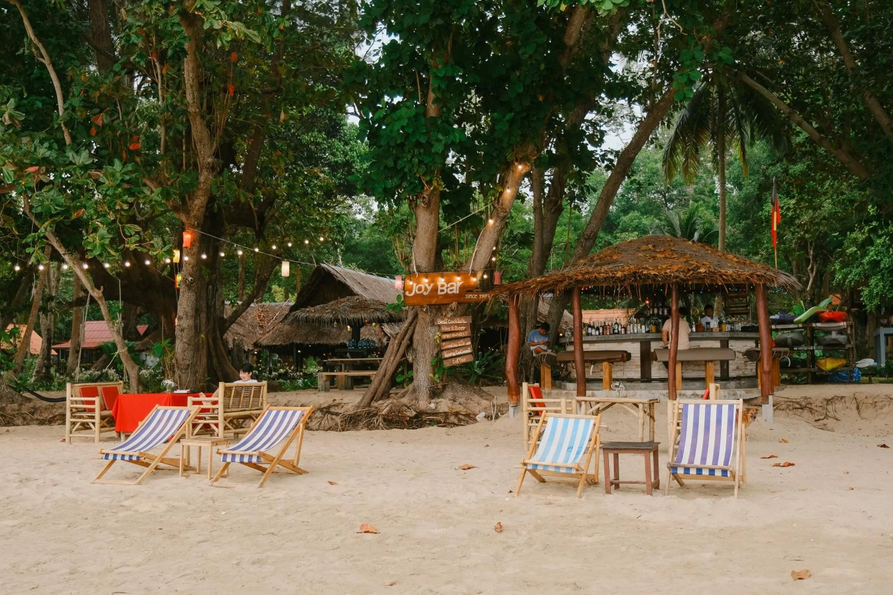 JOY Bungalow Resort and Restaurant