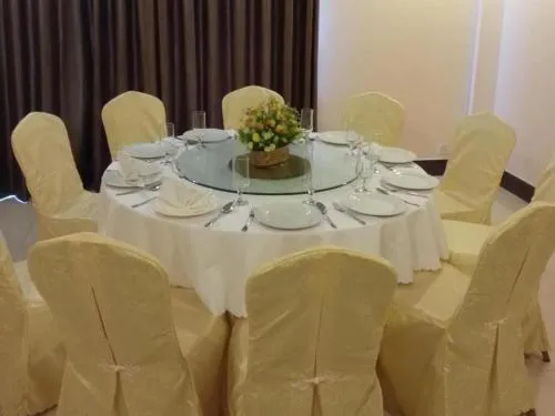 Jun Yue Hotel
