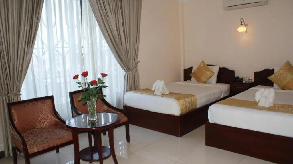 Bed in Jun Yue Hotel