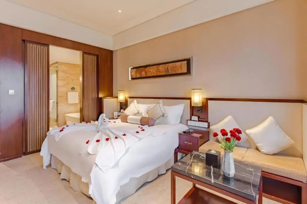 Bed in Tong Que Tai Jinling Hotel Tongling Anhui