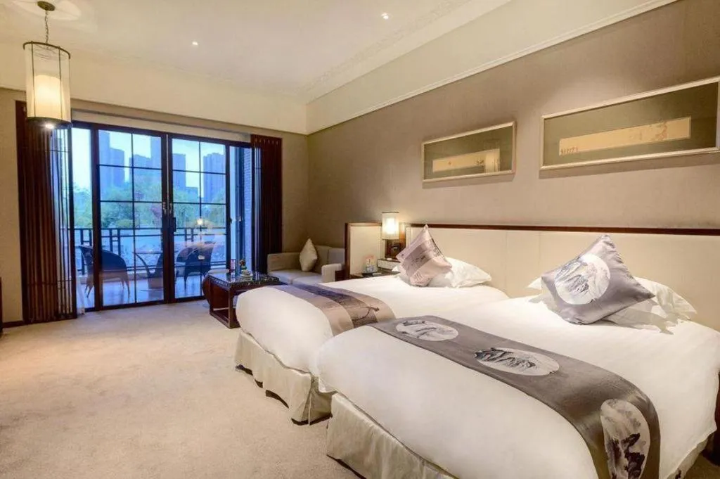 Bed in Tong Que Tai Jinling Hotel Tongling Anhui