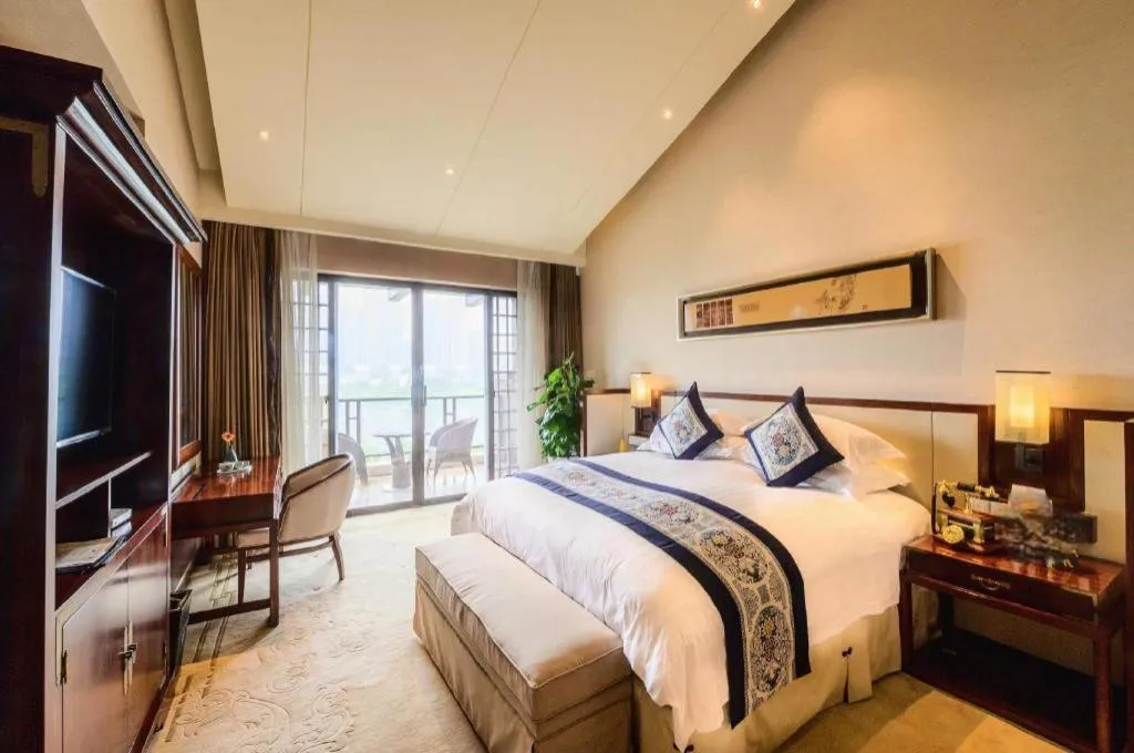 Bed in Tong Que Tai Jinling Hotel Tongling Anhui