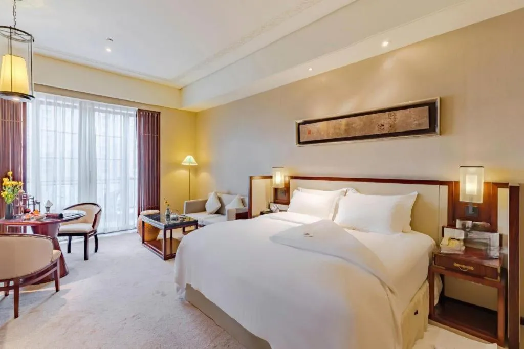 Bed in Tong Que Tai Jinling Hotel Tongling Anhui