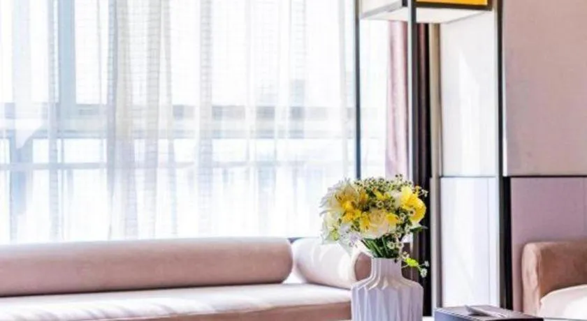 Bed in Xian Hotel New