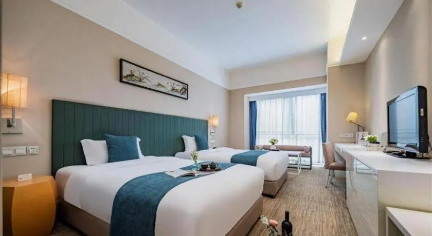 Bed in Xian Hotel New