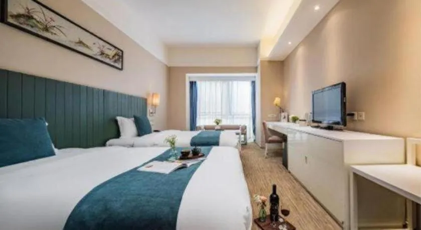 Bed in Xian Hotel New