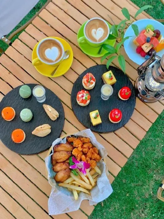 Nanjing Lakehome Hotels and Resorts