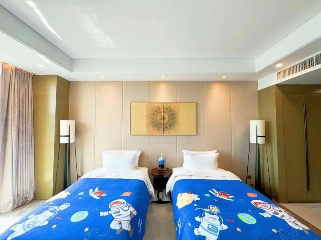 Bed in Nanjing Lakehome Hotels and Resorts
