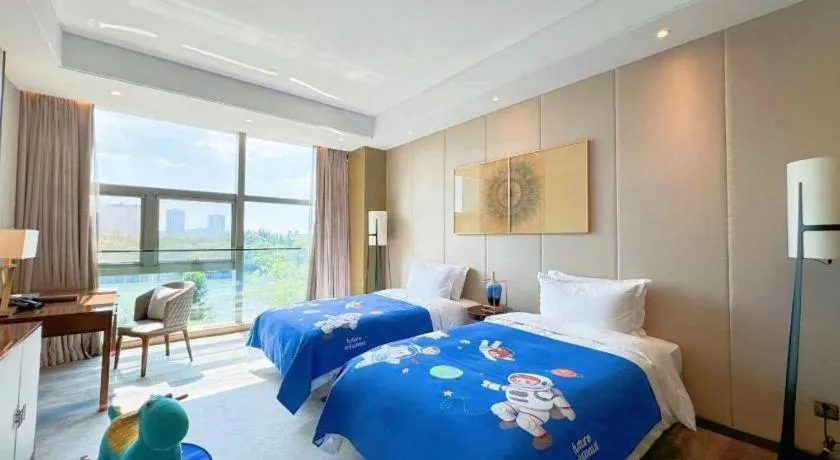 Bed in Nanjing Lakehome Hotels and Resorts
