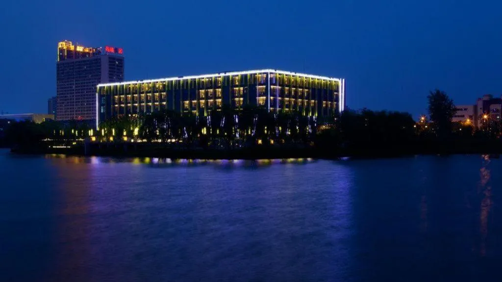 Nanjing Lakehome Hotels and Resorts