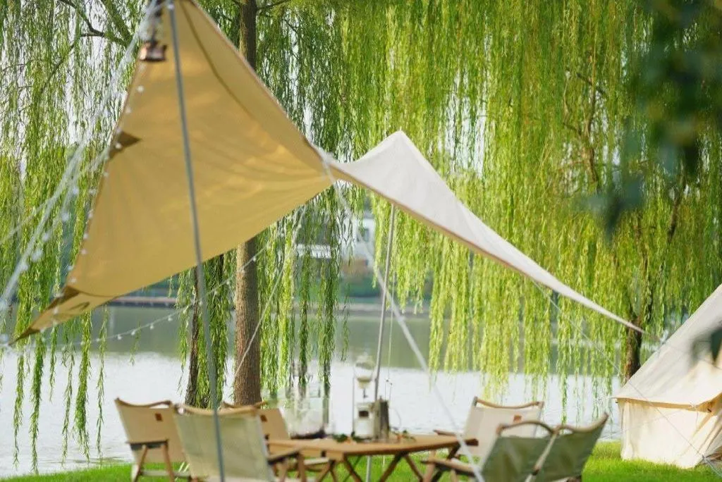 Nanjing Lakehome Hotels and Resorts