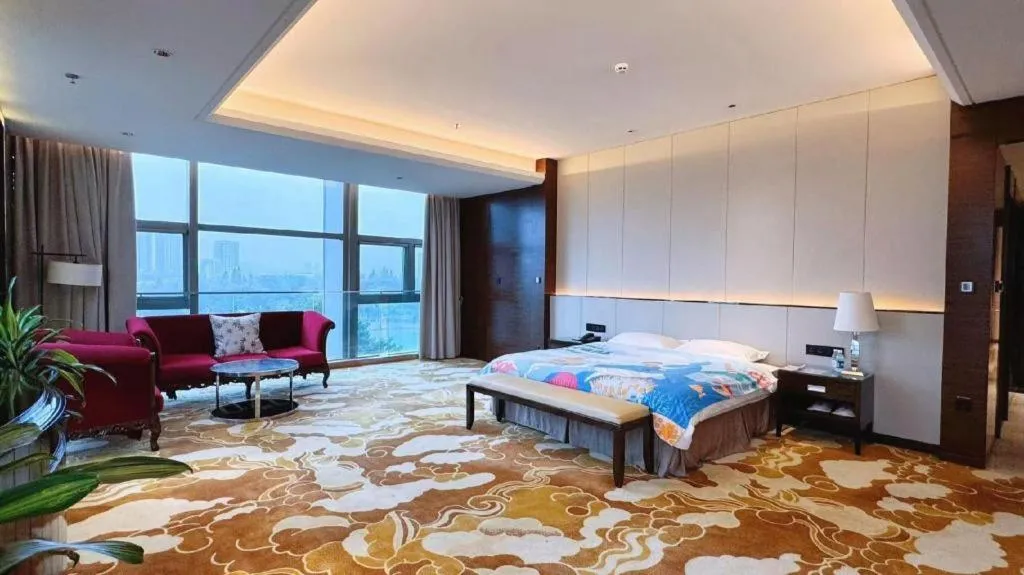 Bed in Nanjing Lakehome Hotels and Resorts