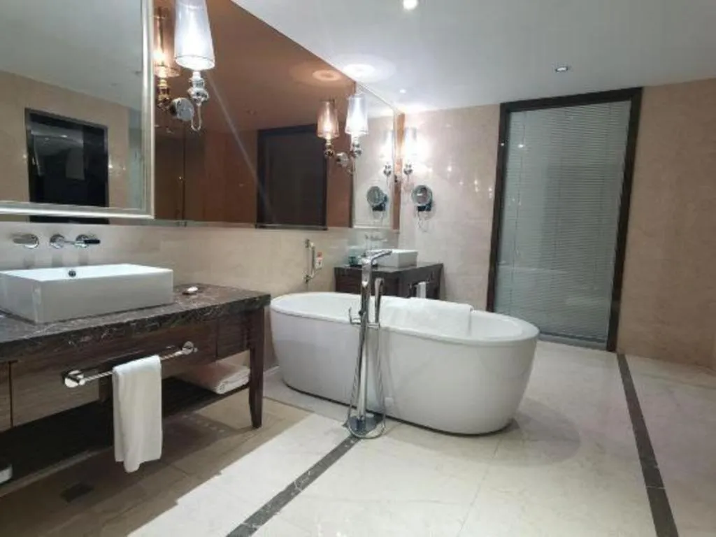 Nanjing Lakehome Hotels and Resorts