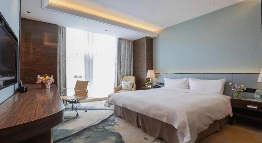 Bed in Nanjing Lakehome Hotels and Resorts