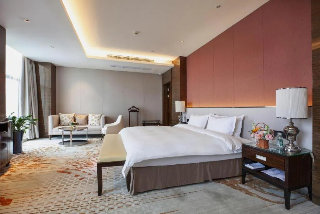 Bed in Nanjing Lakehome Hotels and Resorts