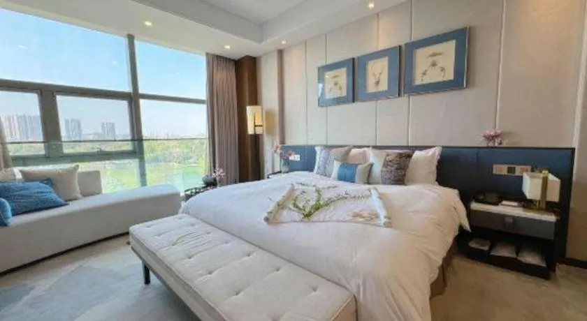 Bed in Nanjing Lakehome Hotels and Resorts