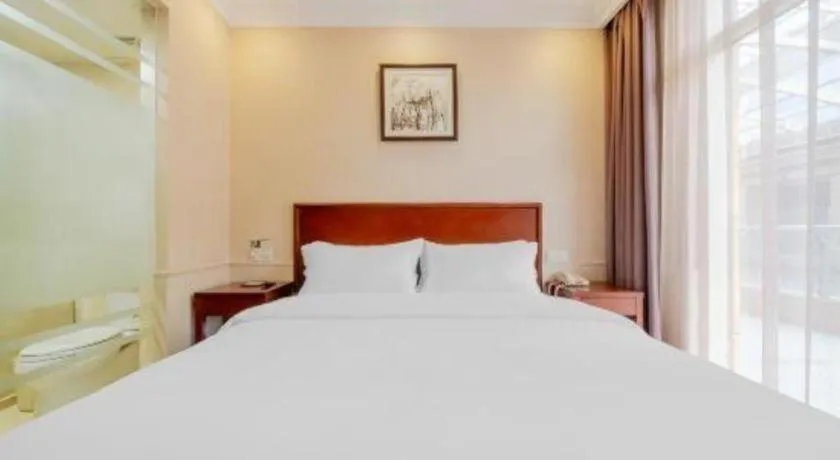 Bed in GreenTree Inn Suzhou Dongxing Road Xinye Square Express Hotel