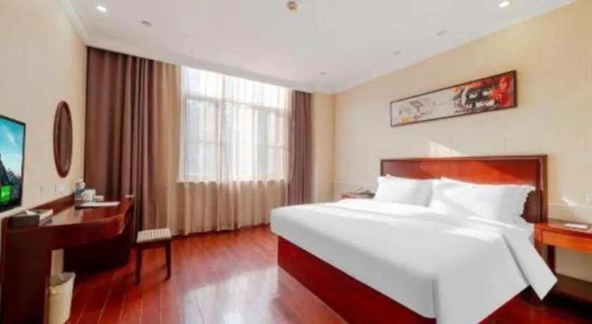 Bed in GreenTree Inn Suzhou Dongxing Road Xinye Square Express Hotel