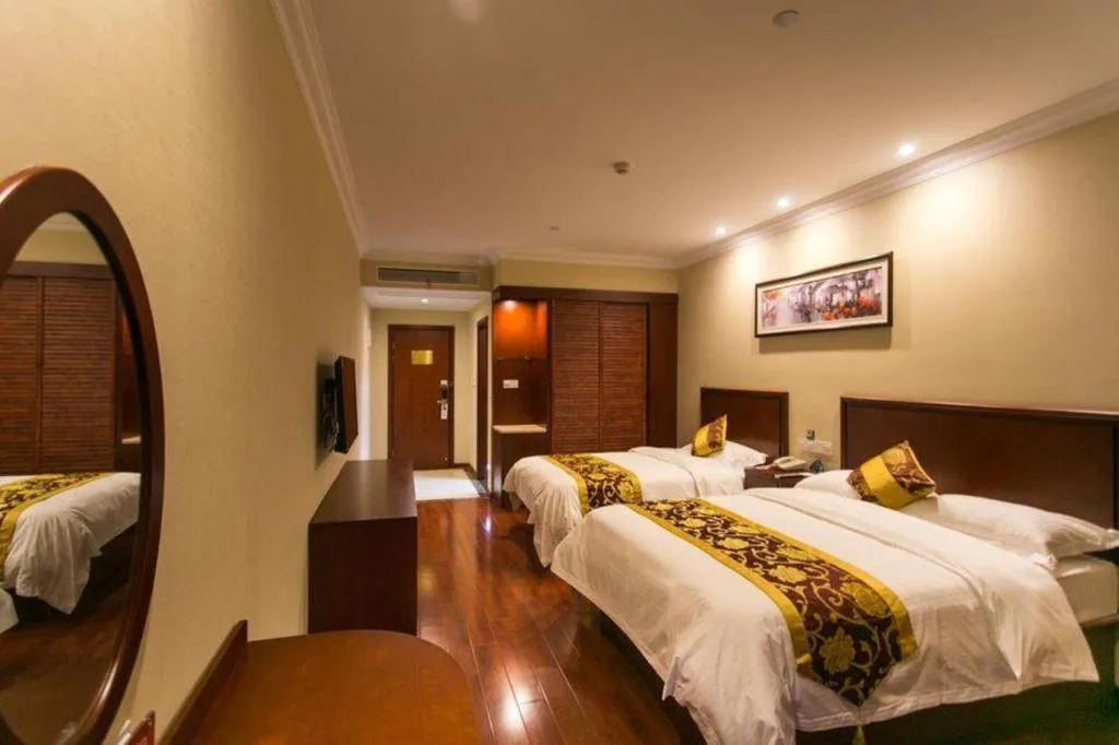 Bed in GreenTree Inn Suzhou Dongxing Road Xinye Square Express Hotel