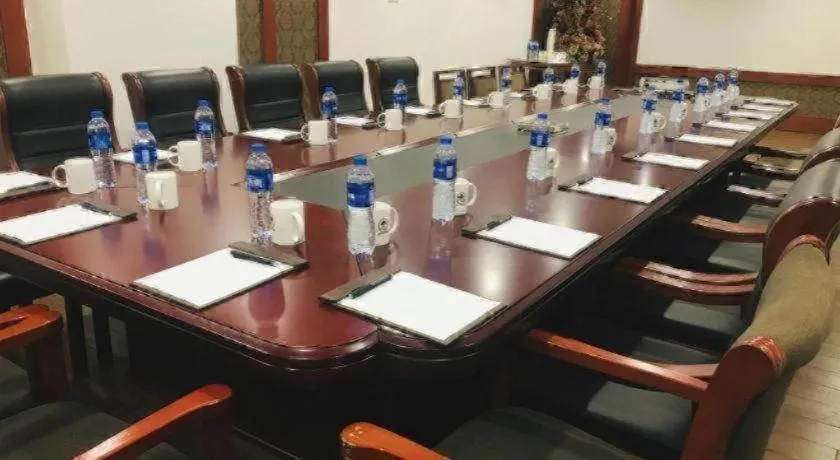 GreenTree Inn ChiZhou QinGYAng Miaoqian Road Rongxing Building Business Hotel