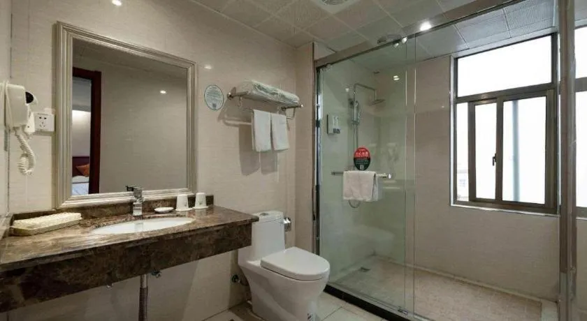 GreenTree Inn ChiZhou QinGYAng Miaoqian Road Rongxing Building Business Hotel