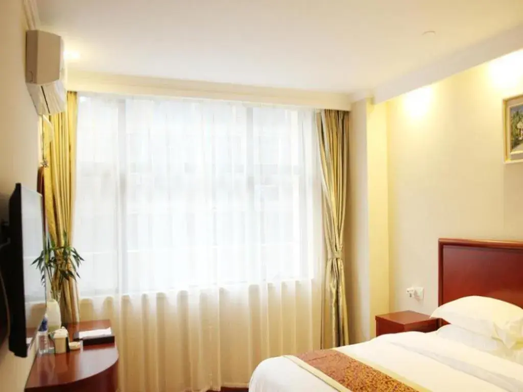Bed in GreenTree Inn Chuzhou City Quanjiao County High-Speed Italy Trade City Business Hotel Bed in GreenTree Inn Chuzhou City Quanjiao County High-Speed Italy Trade City Business Hotel