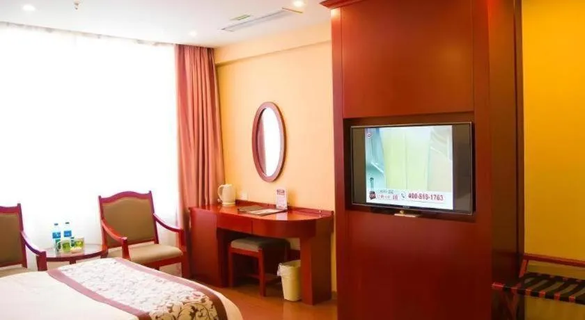 Bed in GreenTree Inn Chuzhou City Quanjiao County High-Speed Italy Trade City Business Hotel