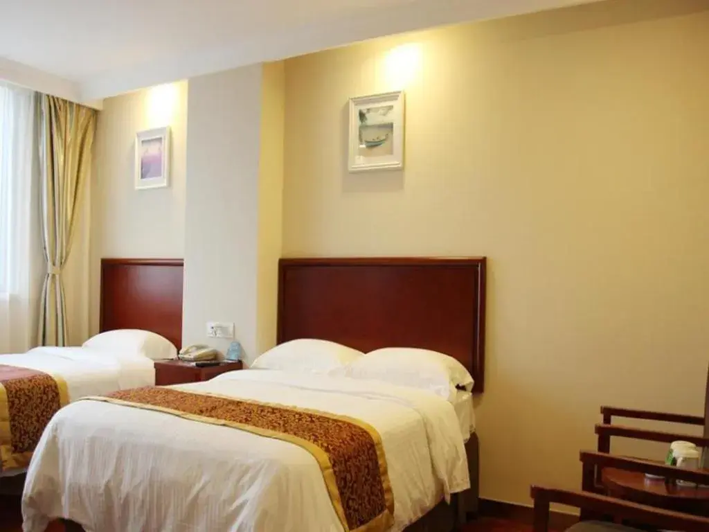 Bed in GreenTree Inn Chuzhou City Quanjiao County High-Speed Italy Trade City Business Hotel Bed in GreenTree Inn Chuzhou City Quanjiao County High-Speed Italy Trade City Business Hotel